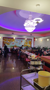 Atmosphère du Restaurant asiatique Royal Wok à Villars - n°4