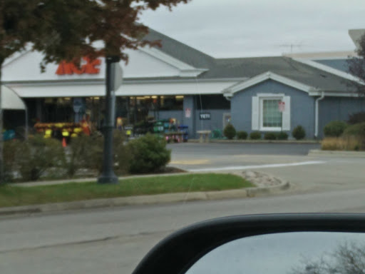 Hardware Store «Northbrook Ace Hardware», reviews and photos, 1941 Cherry Ln, Northbrook, IL 60062, USA