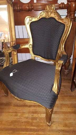 Antique Furniture Store «Useful Things Antiques & Collectibles Store», reviews and photos, 11 Crenshaw Ln, Coxs Creek, KY 40013, USA