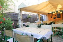 Atmosphère du Restaurant La Crêperie de Milly à Milly-la-Forêt - n°17
