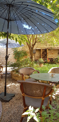 Atmosphère du Restaurant Le Jardin du Clocher à Lautrec - n°7