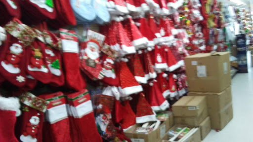 Dollar Store «King Dollar», reviews and photos, 707 E Davis St, Conroe, TX 77301, USA