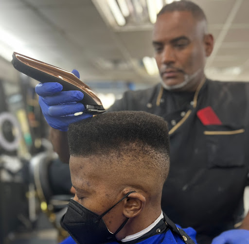 Barber Shop «MasterCuts Barbershop», reviews and photos, 219 Westchester Ave, Port Chester, NY 10573, USA