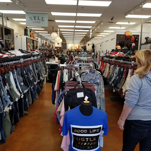 Clothing Store «Uptown Cheapskate», reviews and photos, 929 E Commercial Blvd, Oakland Park, FL 33334, USA