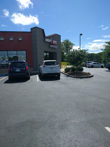 Cell Phone Store «Verizon», reviews and photos, 375 S James Campbell Blvd, Columbia, TN 38401, USA