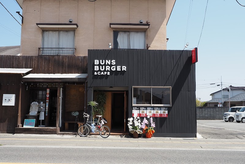 BUNS BURGER & CAFE