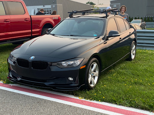 Auto Repair Shop «Quality Lubrication Oil Change and Auto Center», reviews and photos, 3450 E Walton Blvd, Auburn Hills, MI 48326, USA