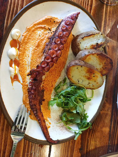 Wine Store «Happy Wine Calle Ocho», reviews and photos, 5792 SW 8th St, Miami, FL 33144, USA