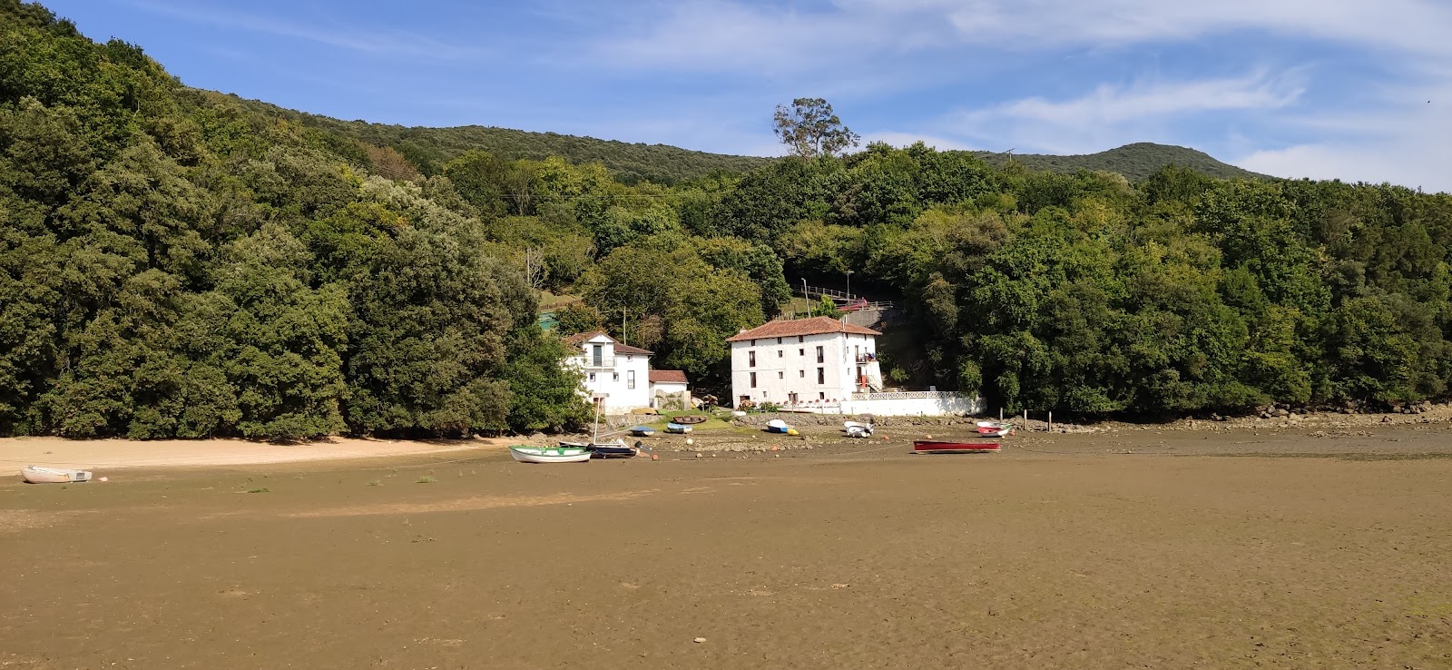 Photo de Playa de Kanala avec un rivage spacieux
