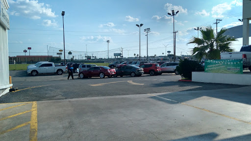 Car Dealer «Ingram Park Chrysler Jeep Dodge RAM», reviews and photos, 7000 NW Loop 410, San Antonio, TX 78238, USA