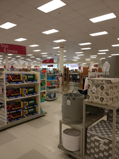 Department Store «T.J. Maxx & HomeGoods», reviews and photos, 717 Boardman Poland Rd, Youngstown, OH 44512, USA
