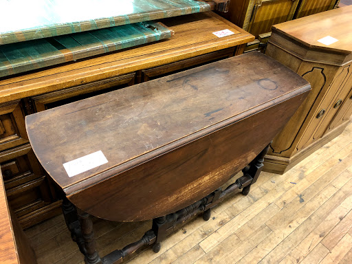 Thrift Store «Village Discount Outlet Store 09», reviews and photos, 4020 W 26th St, Chicago, IL 60623, USA