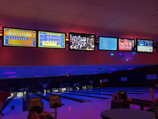Bowling Alley «Brunswick Zone Upland Lanes», reviews and photos, 451 W Foothill Blvd, Upland, CA 91786, USA