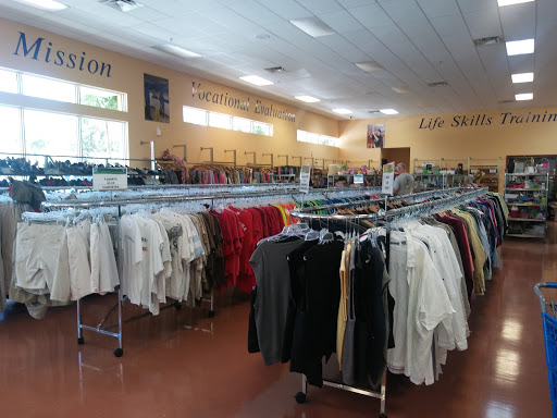 Thrift Store «Goodwill Port St. Lucie/Gatlin Store & Donation Center», reviews and photos