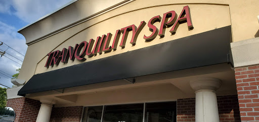 Shopping Mall «Midway Shopping Center», reviews and photos, 1001 Central Park Ave, Scarsdale, NY 10583, USA