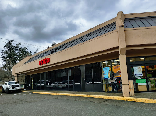 Pet Supply Store «Petco Animal Supplies», reviews and photos, 333 S State St a, Lake Oswego, OR 97034, USA