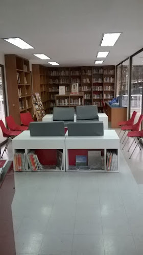 Centro Lector de Lo Barnechea - Librería
