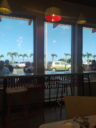 Photo n°15 de KFC Saint-Pierre, de la Réunion à Saint-Pierre ()