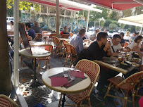 Atmosphère du Restaurant français Le Grand Café à Fontainebleau - n°2