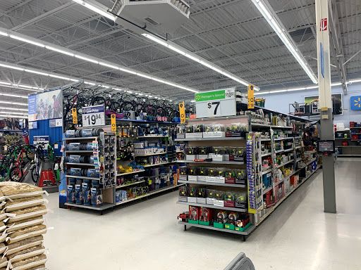 Department Store «Walmart Supercenter», reviews and photos, 2200 Brookmeade Dr, Columbia, TN 38401, USA