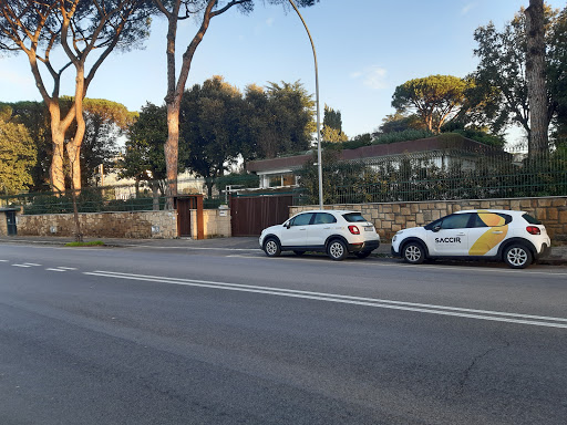 Parcheggio gratuito lungo la strada