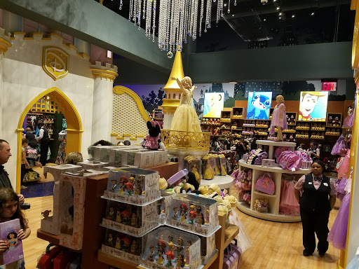 Toy Store «Disney Store», reviews and photos, 1540 Broadway, New York, NY 10036, USA