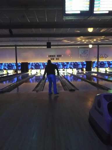 Bowling Alley «Oak Ridge Bowling Center», reviews and photos, 246 S Illinois Ave, Oak Ridge, TN 37830, USA