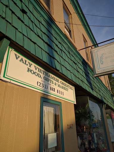 Valy Vietnamese Oriental Food, 1147 3rd St, Muskegon, MI 49441, USA, 
