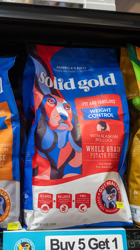 Pet Supply Store «Wags To Wiskers Pet Supplies», reviews and photos, 2423 W Stadium Blvd, Ann Arbor, MI 48103, USA