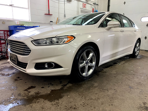 Used Car Dealer «Auto Warehouse», reviews and photos, 218 Main St, Poughkeepsie, NY 12601, USA