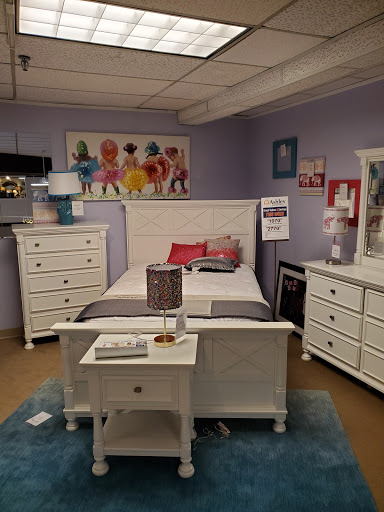 Furniture Store «Ashley HomeStore», reviews and photos, 175 NJ-35, Eatontown, NJ 07724, USA