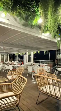 Atmosphère du Restaurant Le Spot à Sausset-les-Pins - n°11