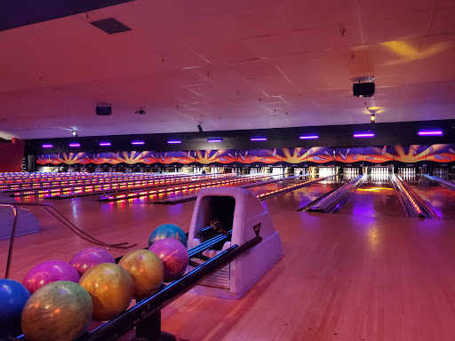 AMF Boulevard Lanes - CA