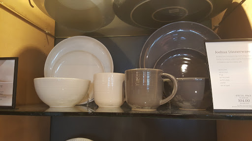 Furniture Store «Pottery Barn», reviews and photos, 2390 Market St, San Francisco, CA 94114, USA