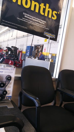 Tire Shop «Goodyear Auto Service Center», reviews and photos, 3690 Bird Rd, Coral Gables, FL 33133, USA