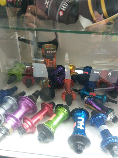 Bicycle Store «Twins Bike Shop», reviews and photos, 1528 Anaheim St, Harbor City, CA 90710, USA