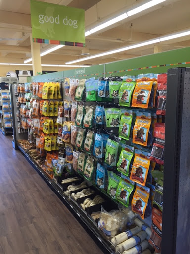 Pet Supply Store «PetPeople», reviews and photos, 3330 Washtenaw Ave, Ann Arbor, MI 48104, USA
