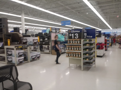Department Store «Walmart Supercenter», reviews and photos, 2500 Lake Shore Dr E, Ashland, WI 54806, USA
