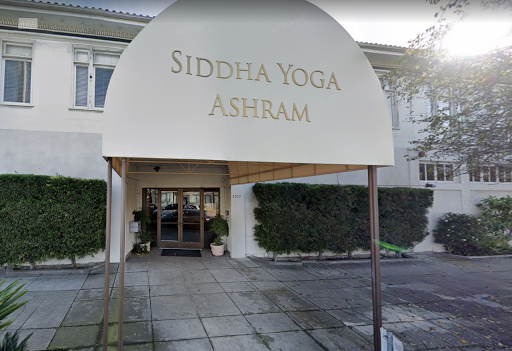 Yoga retreat center Oakland