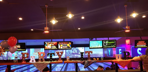 Bowling Alley «AMF Sheridan Lanes», reviews and photos, 199 E Jericho Turnpike, Mineola, NY 11501, USA