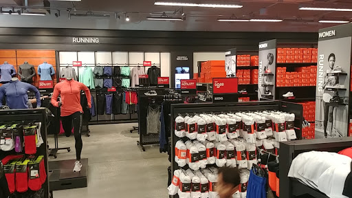 Sporting Goods Store «Nike Factory Store», reviews and photos, 15609 FL-535, Orlando, FL 32821, USA