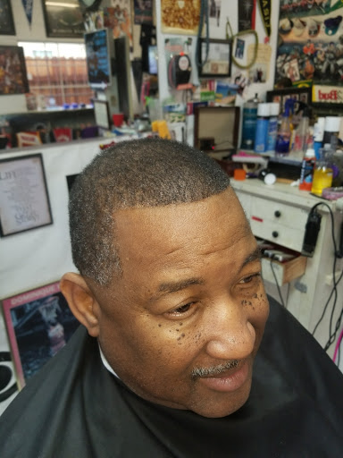 Barber Shop «all welcome barber shop», reviews and photos, 7723 Mariposa Ave, Citrus Heights, CA 95610, USA