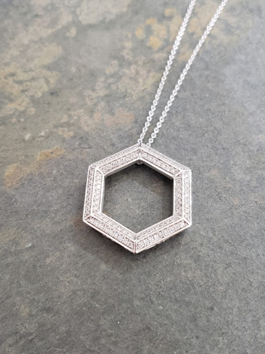 Jewelry Store «Georgetown Jewelers Inc», reviews and photos, 351 Georgetown Square, Wood Dale, IL 60191, USA