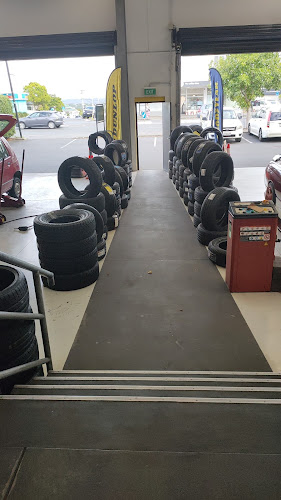 Comments and reviews of Discount Tyres - Grey Lynn