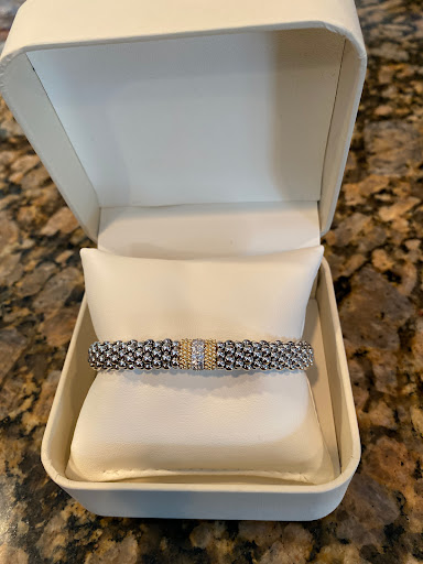 Jeweler «Louis Anthony Jewelers», reviews and photos, 1775 N Highland Rd, Pittsburgh, PA 15241, USA