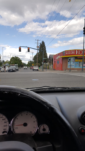 Grocery Store «Koken Market», reviews and photos, 6732 NE Martin Luther King Jr Blvd, Portland, OR 97211, USA