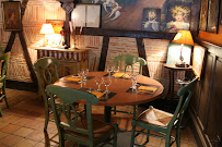 Atmosphère du Restaurant français Café-Restaurant Llobet à Camon - n°14