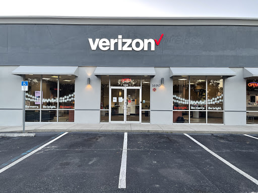 Verizon Authorized Retailer – Cellular Sales, 1690 N Woodland Blvd, DeLand, FL 32720, USA, 