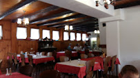 Atmosphère du Restaurant Auberge du Jotty à La Vernaz - n°10