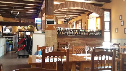 Restaurante Casa Cañas - Av. del Cidacos, 23, 26589 Arnedillo, La Rioja, Spain